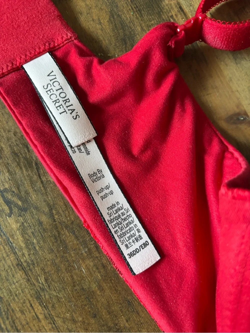 Victoria's Secret Red Lace Underwire Bra